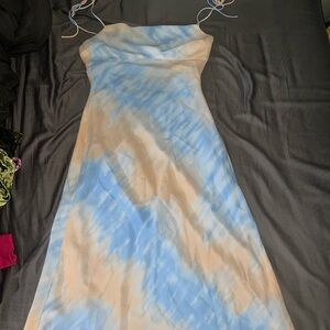 Forever 21 Elegant Blue and Cream Tie-Dye Dress